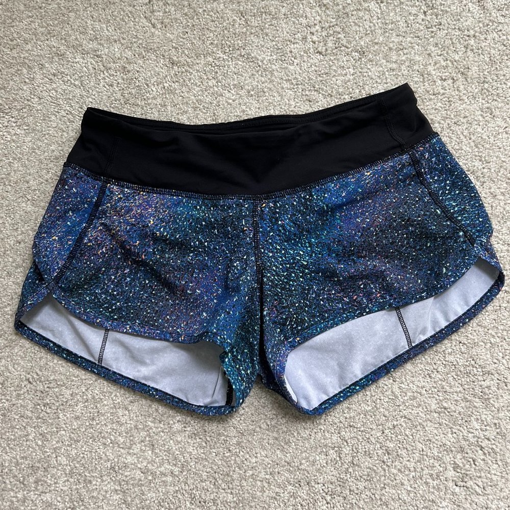 Lululemon Shorts: Size 4, Galaxy